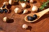 How to Find International Buyers for Black Garlic Online